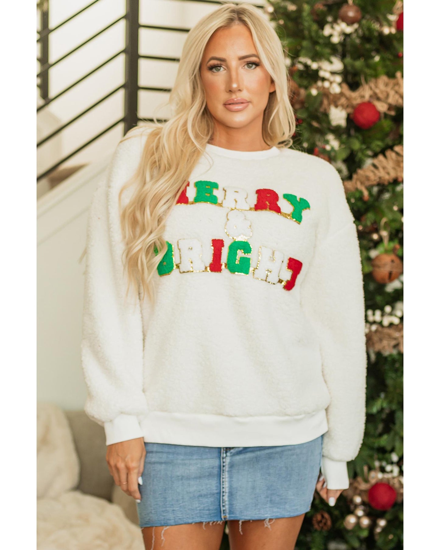 White Christmas MERRY & Bright Chenille Graphic Sherpa Sweatshirt - XL