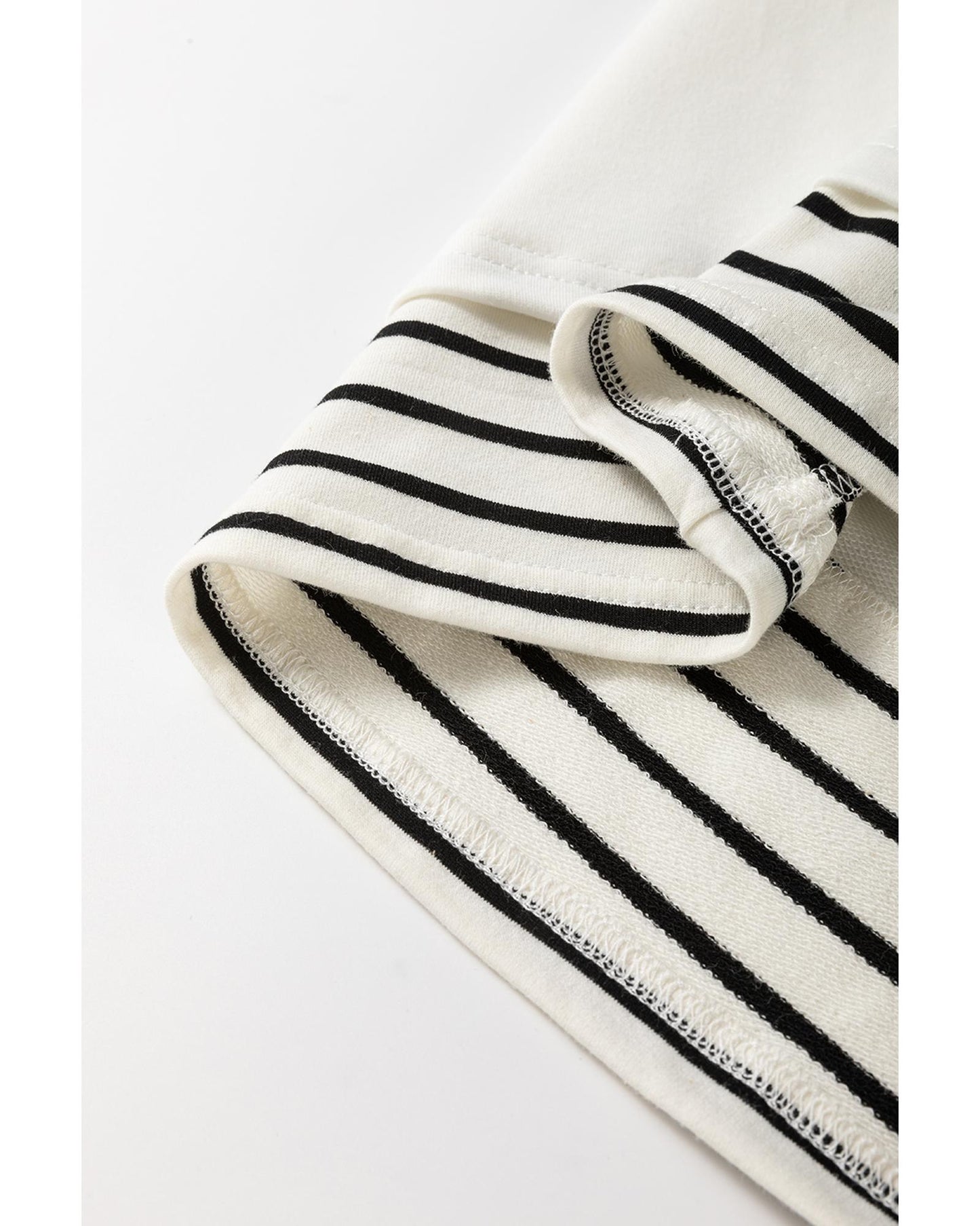 White Stripe Colorblock Sleeve Exposed Seam Fake-2-Piece Sweatshirt - XL