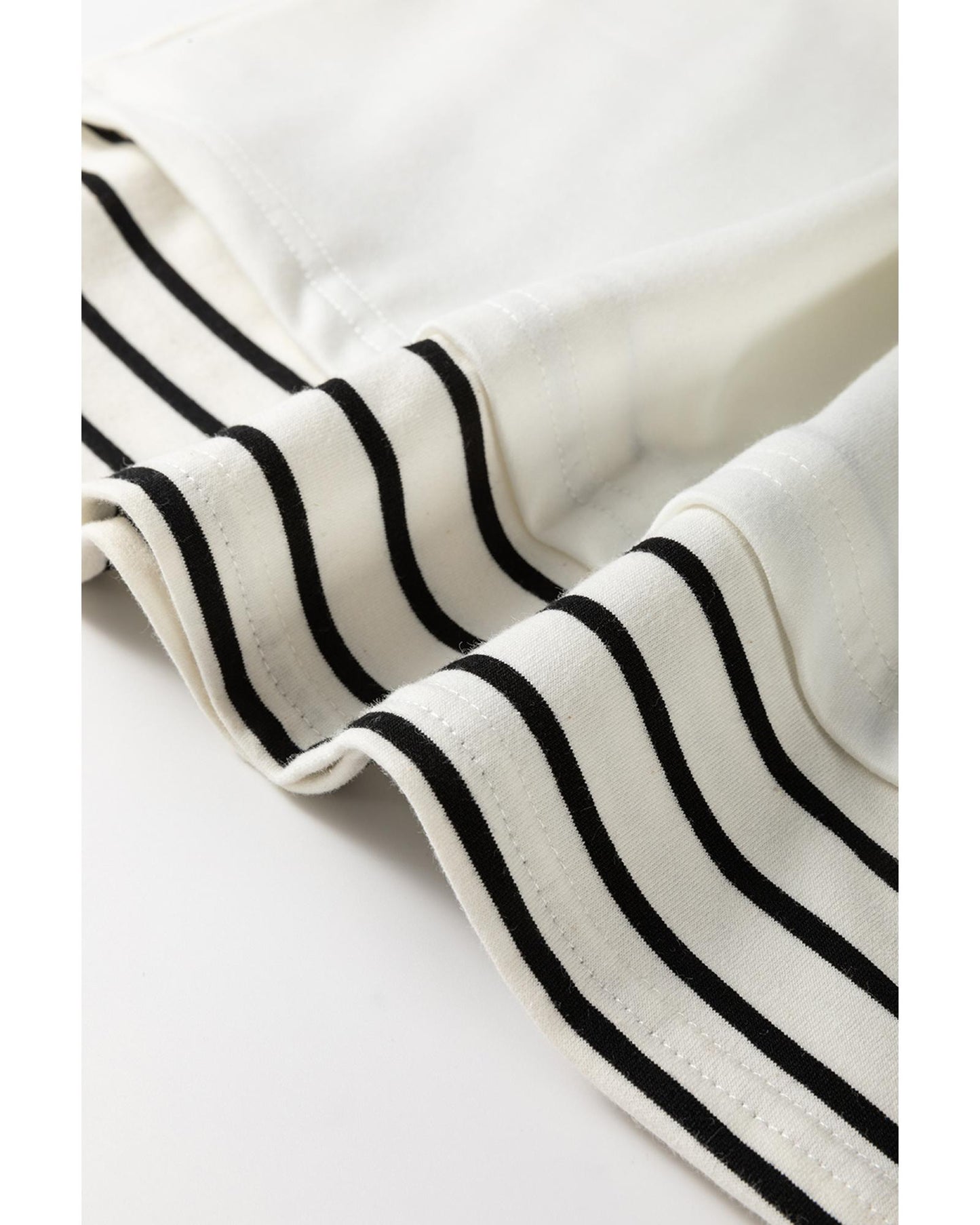 White Stripe Colorblock Sleeve Exposed Seam Fake-2-Piece Sweatshirt - XL