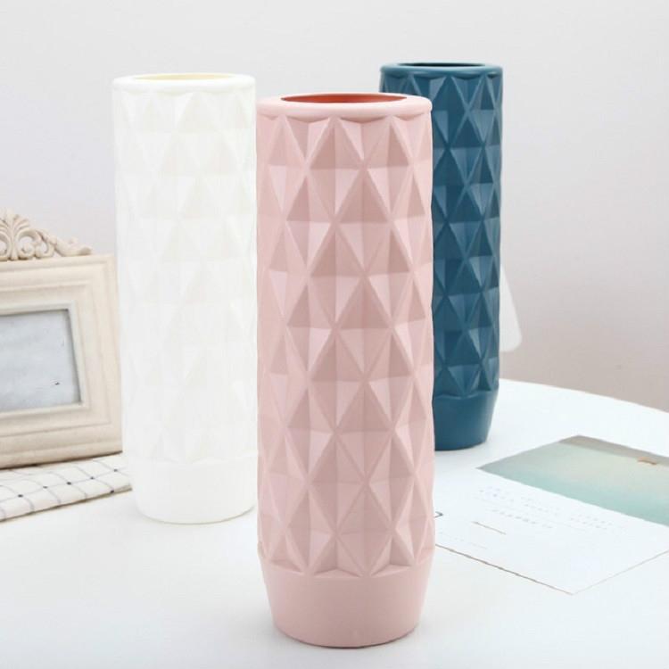 Creative Plastic Vase For Home Decoration - Flower Arrangement Container - Blue