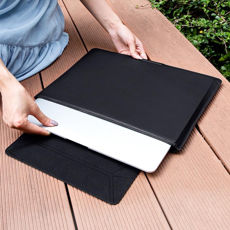 Universal Magnetic Laptop Holder Bag - Stitched Inner - Brown