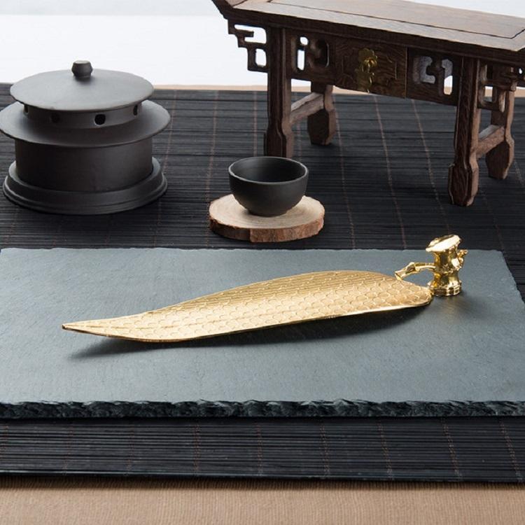 Large Sandalwood Incense Sticks With Leaf Ornaments - Gold