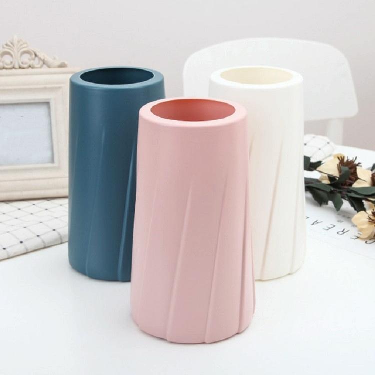 Creative Plastic Vase For Modern Decor - Simple Design - Pink