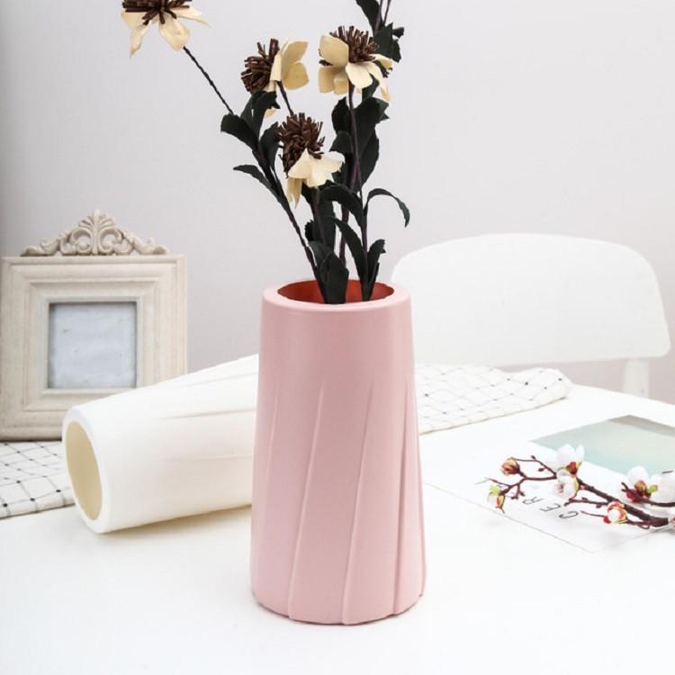 Creative Plastic Vase For Modern Decor - Simple Design - Pink