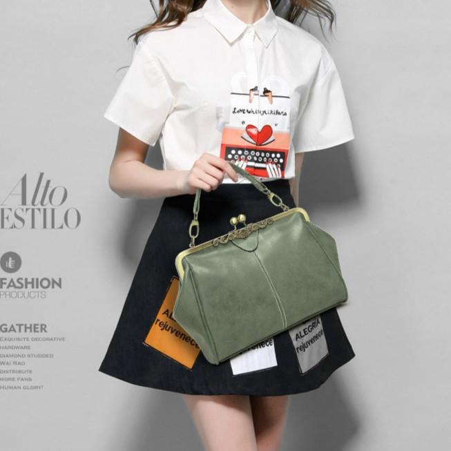 Retro Shoulder Bag For Women Messenger Style - Rose Red
