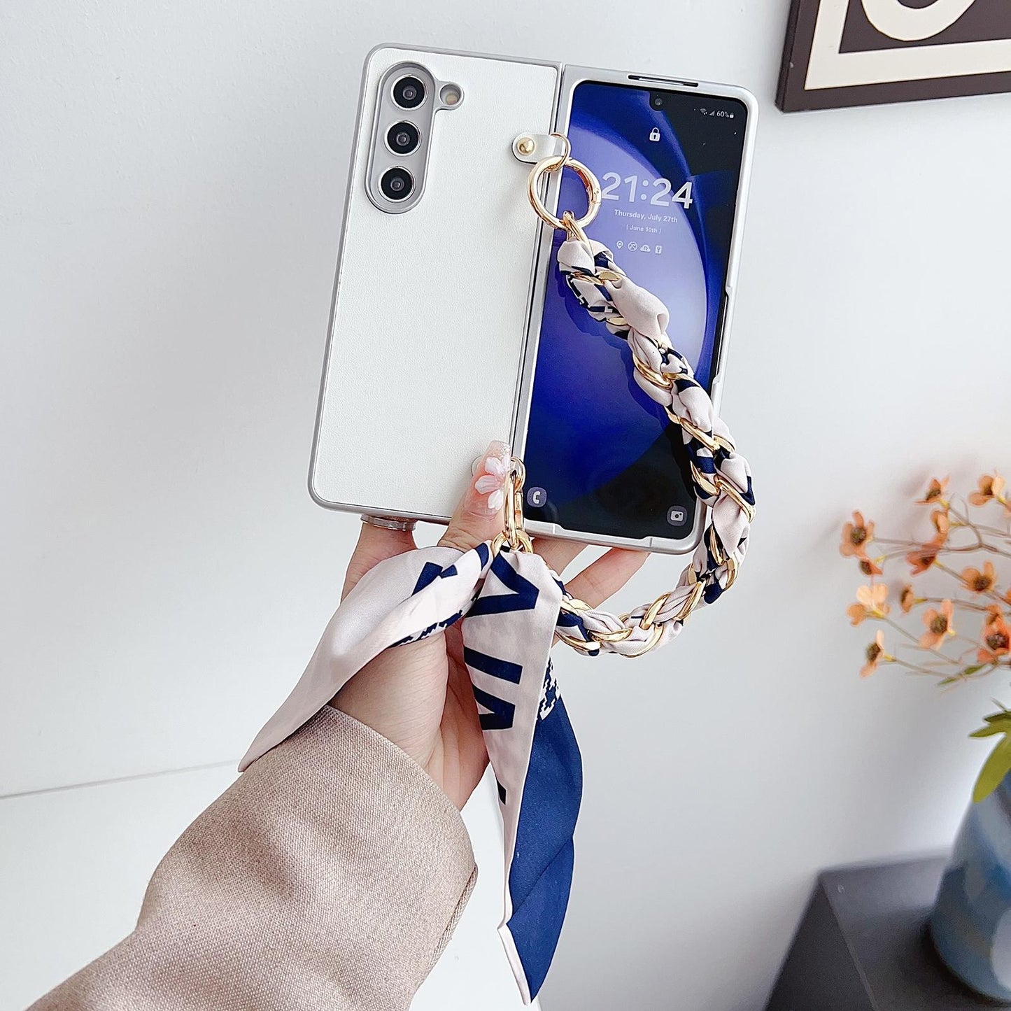 For Samsung Galaxy Z Fold4 5G Leather Phone Case With Metallic Paint And Scarf Bracelet - Purple