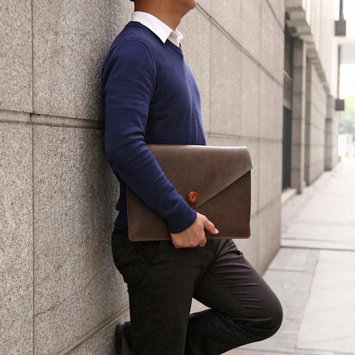 15.4 Business Laptop Tablet Bag - Genuine Leather - Universal Fit - Coffee
