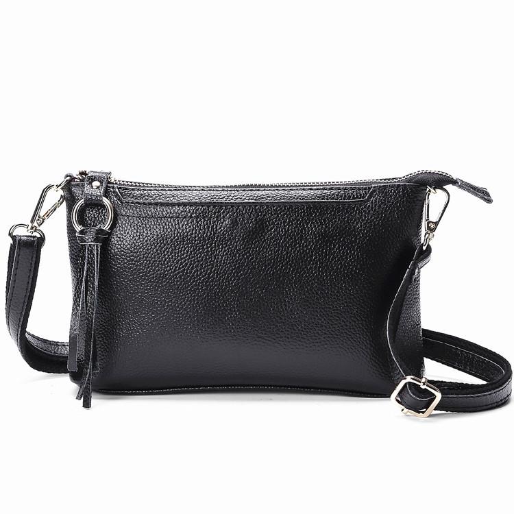 Large Capacity Tassel Shoulder Bag For Women - Jujube Red