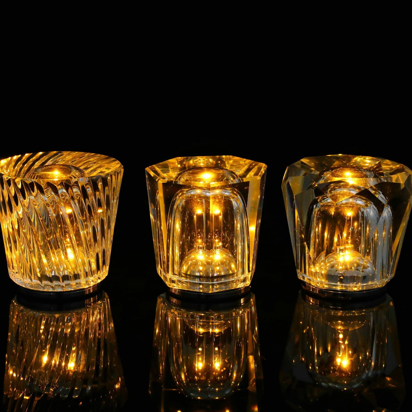 Crystal LED Table Lamp with Starburst Effect, Rechargeable and Portable Design,Type A 90mm (H) × 82mm (W)
