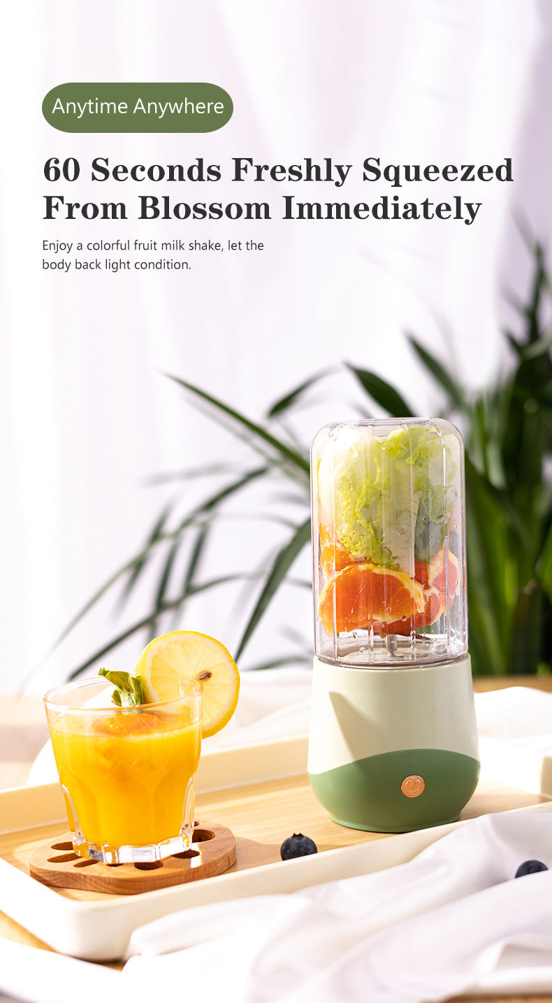 Green Portable USB Blender 500ml - Rechargeable Mini Juicer for Smoothies On-the-Go