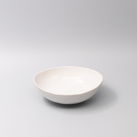 eWholesale Oval Bowl 20cm Parchment White Glaze