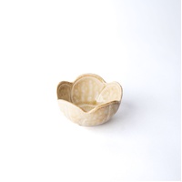 eWholesale Sauce Dish Ume Shape Dune Glaze