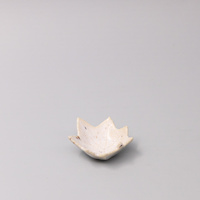 eWholesale Maple Leaf Sauce Dish 6cm Ivory Fleck