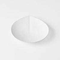 eWholesale Snow Leaf Glaze Plate 17.5cm