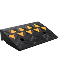 Rubber Curb Ramp 10.8 cm Rise Height Sidewalk Curb Ramp, 30 cm Width 50 cm Length Driveway Ramp for Curb, 15T Heavy Duty Rubber Ramp for Forklifts, Tr