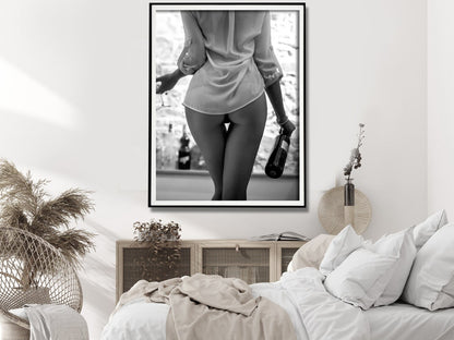 Wall Art 50cmx70cm Woman Drinking Wine , Black and White, Black Frame Canvas