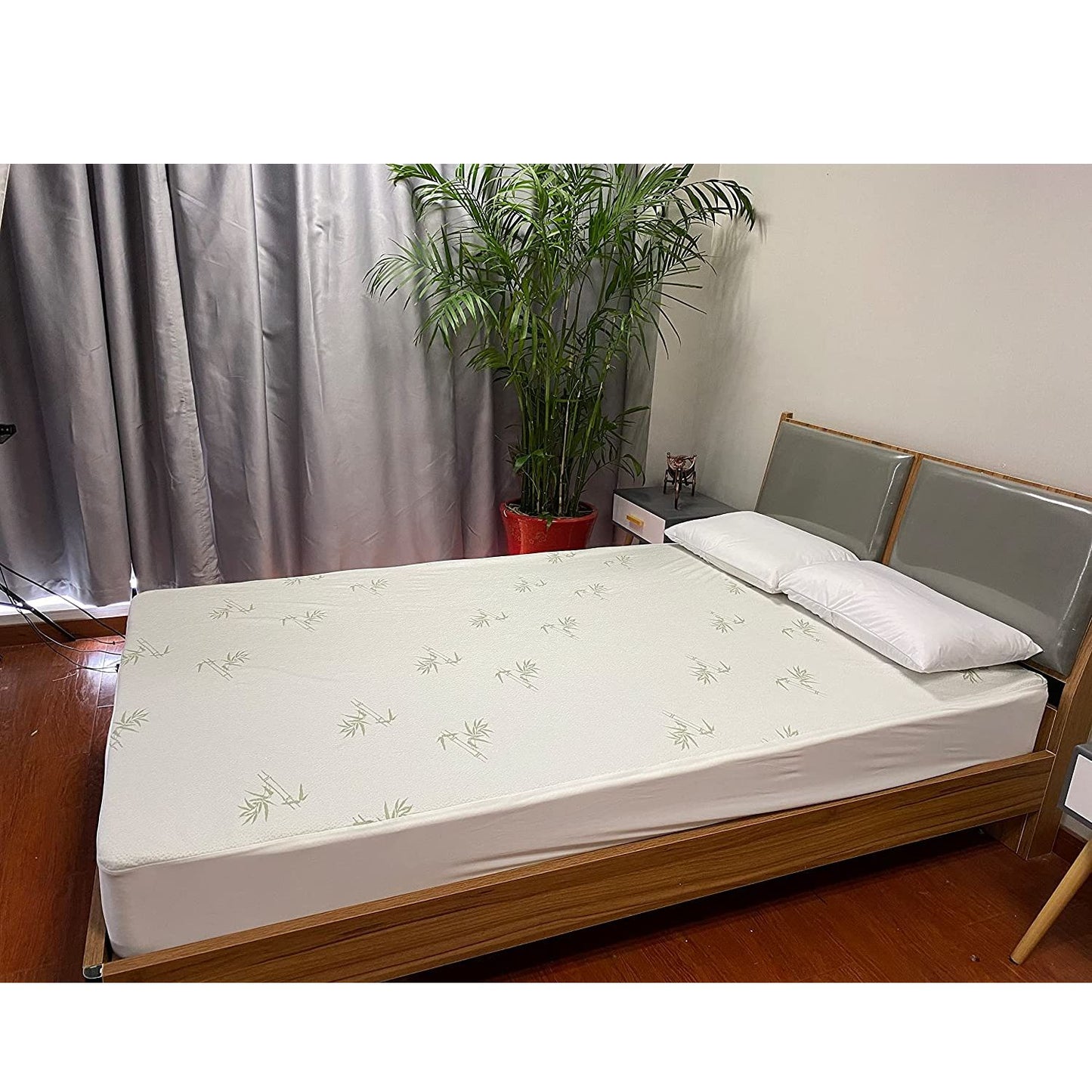 Gominimo Bamboo Jacquard Mattress Protector King