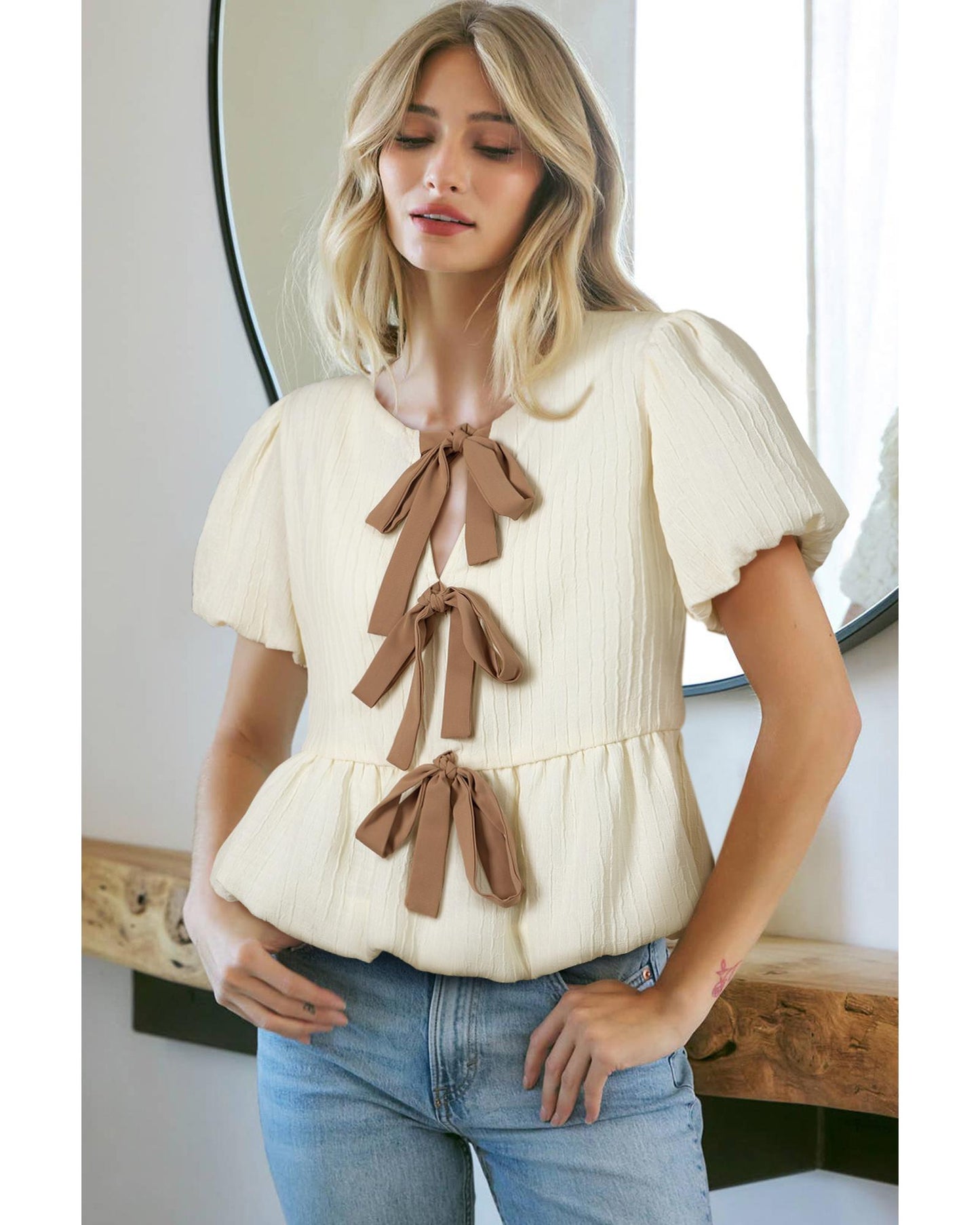 White Textured Bow Ties Front Bubble Hem Puff Short Sleeve Blouse - L