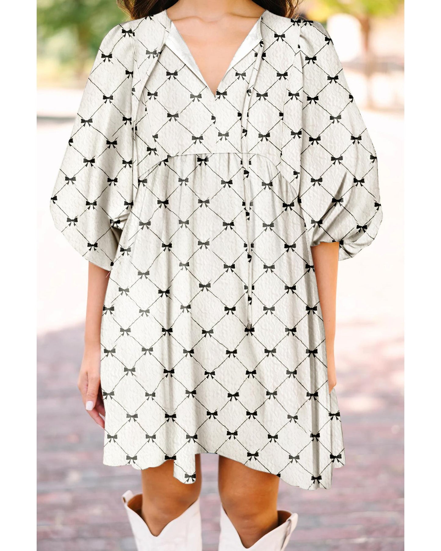 White Bowtie Pattern Textured Puff Half Sleeve Loose Mini Dress - S