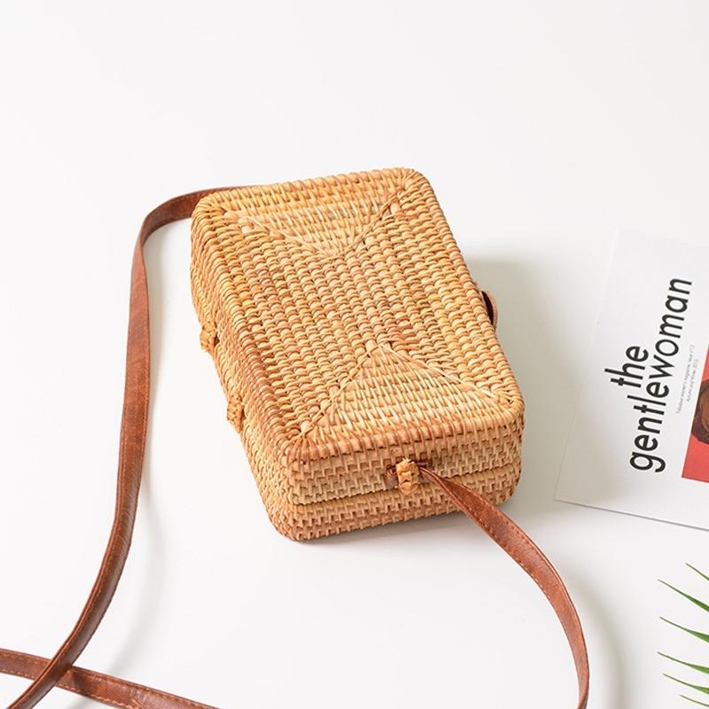 Handmade Square Rattan Bag Autumn Beach Diagonal Purse Vintage Style 19X13X7Cm