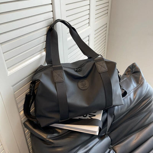 Travel-Ready Waterproof Sports Bag For Fitness - Black