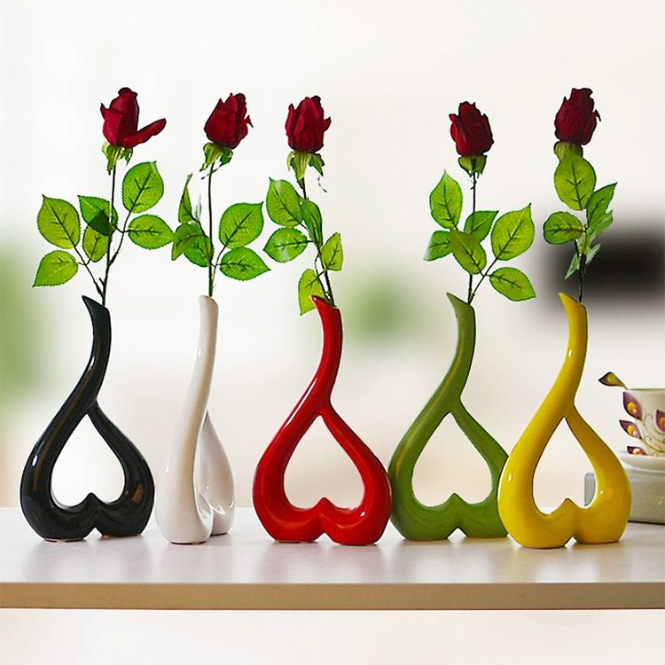 Creative Heart-Shaped Ceramic Flower Vase For Home Office Or Wedding Decor - Black