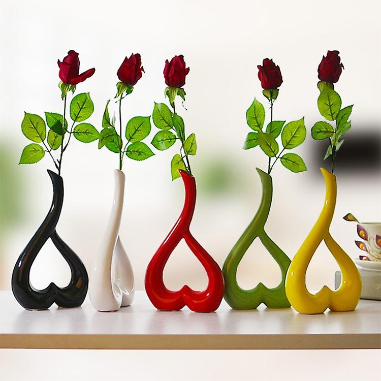 Creative Heart-Shaped Ceramic Flower Vase For Home Office Or Wedding Decor - Red