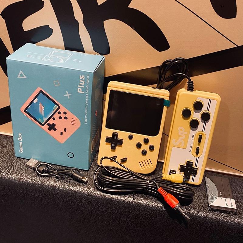 Macaron Mini Handheld Game Console With 800 Built-In Games 3.0 Inch - Yellow