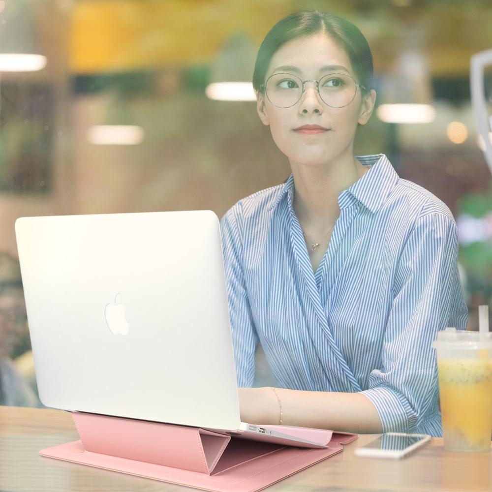 Waterproof 4-In-1 Laptop Holder With Wrist Protection - Fits 13 / 14 Inch - Rose Gold