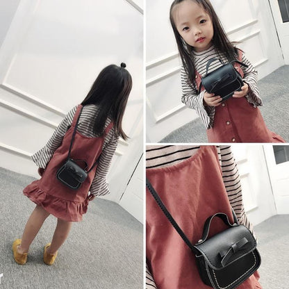 Mini Bowknot Pu Leather Baby Girls Messenger Bag - Beige