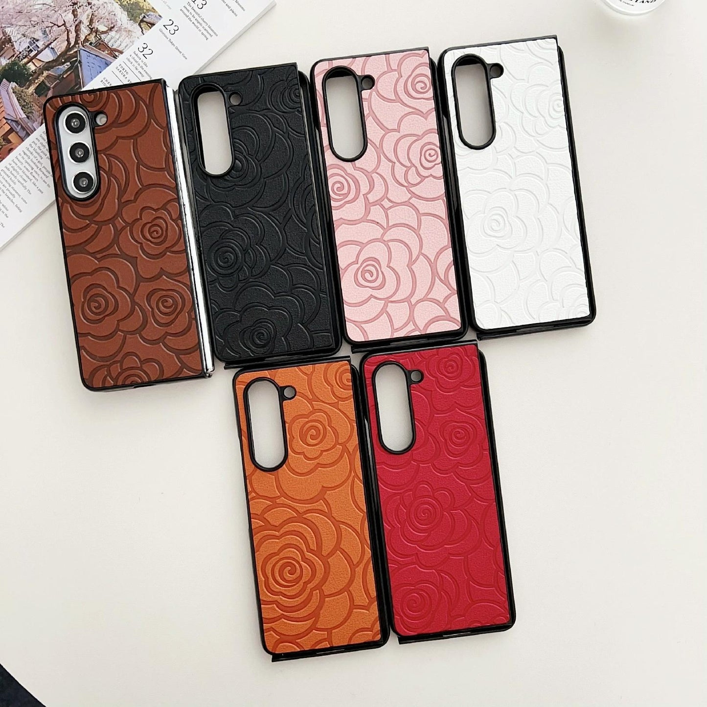 For Samsung Galaxy Z Fold4 5G Floral Print Protective Phone Case - Black