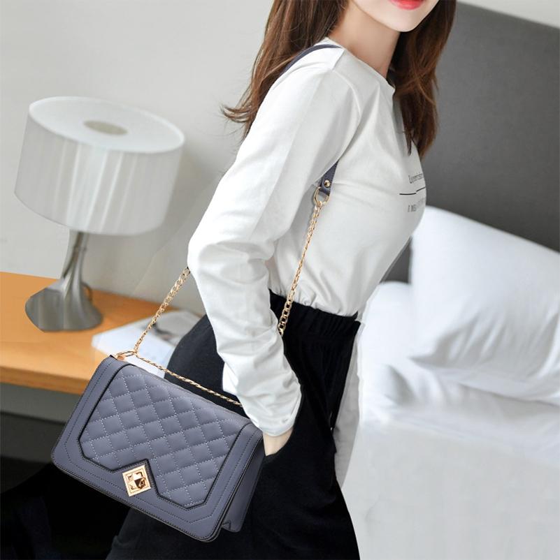 Chic One Shoulder Chain Bag With Diagonal Rhombus Design - Pink