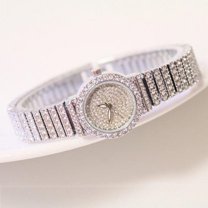 Starry Diamond Chain Women Wrist Watch - Golden Scale Surface