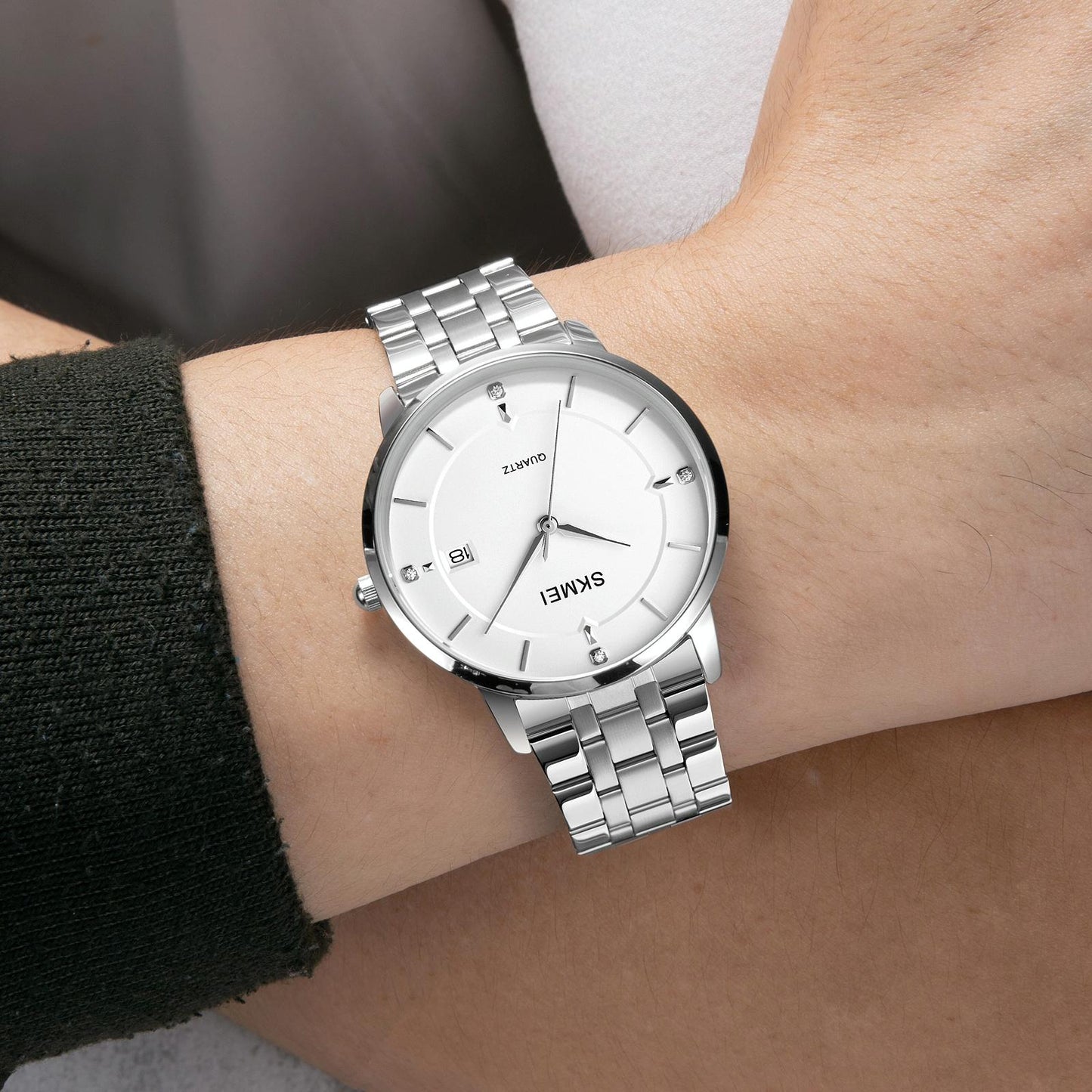 Men Casual Quartz Watch With Calendar - 1801