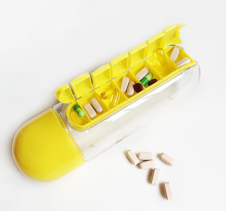 Two 2-in-1 Water Bottle with 7-Day Pill Organizer - 600ml BPA-Free, Portable & Leakproof(Red)